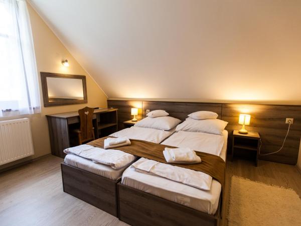 Piroska Csárda és Panzió : photo 1 de la chambre chambre double ou lits jumeaux