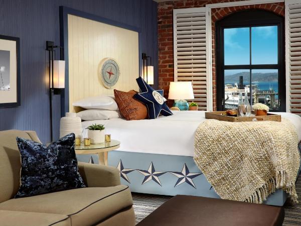 Argonaut Hotel, a Noble House Hotel : photo 1 de la chambre chambre lit king-size - vue sur baie