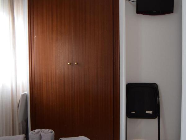 Hostal Rofer : photo 10 de la chambre chambre double