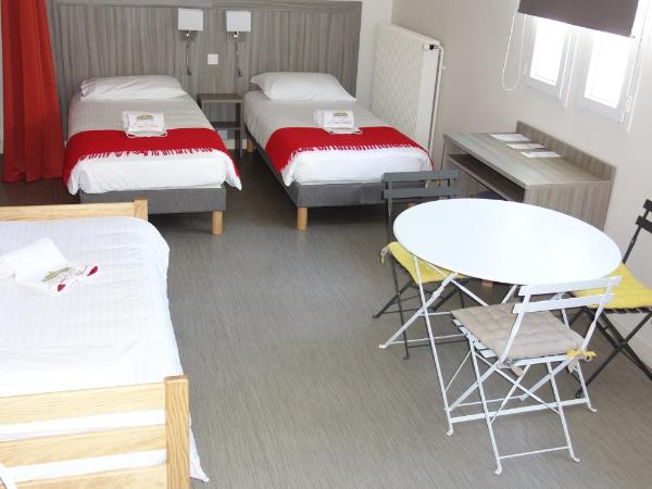 Hostellerie Bon Pasteur : photo 2 de la chambre chambre familiale premium