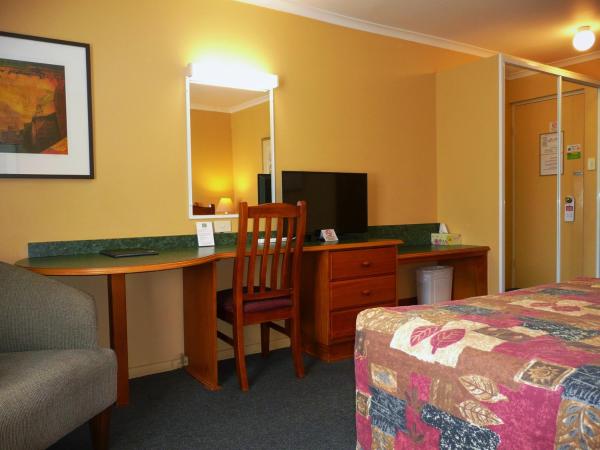 Parramatta City Motel : photo 7 de la chambre chambre lit queen-size deluxe