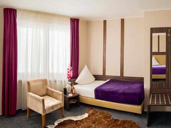 Hotel Famosa : photo 5 de la chambre chambre triple standard