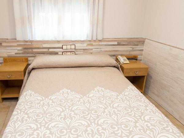 Hostal Viky : photo 5 de la chambre chambre double