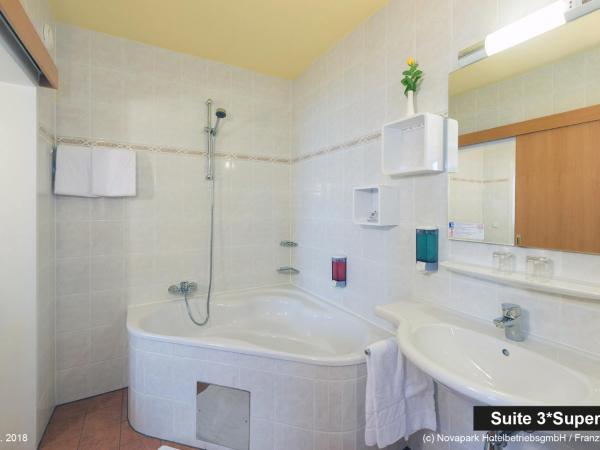 NOVAPARK Flugzeughotel Graz : photo 1 de la chambre suite familiale