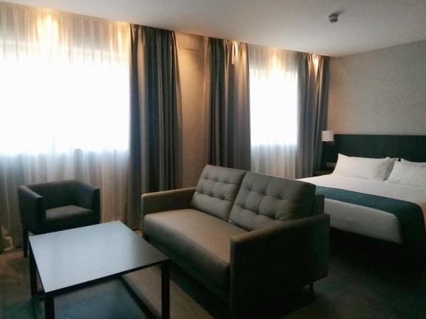 HG City Suites Barcelona : photo 1 de la chambre chambre triple supérieure