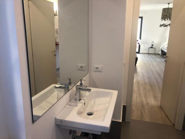 Siena Vip B&B : photo 5 de la chambre studio lit king-size