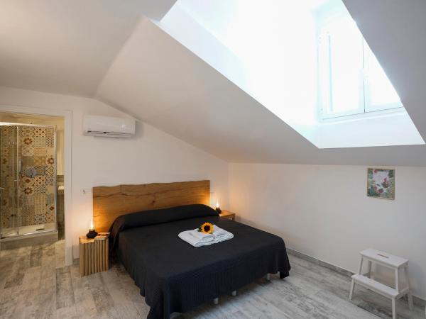 Approdo 36 : photo 6 de la chambre chambre double ou lits jumeaux avec salle de bains privative