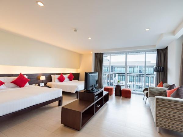 Hotel J Pattaya - SHA Extra Plus : photo 4 de la chambre grande chambre familiale deluxe