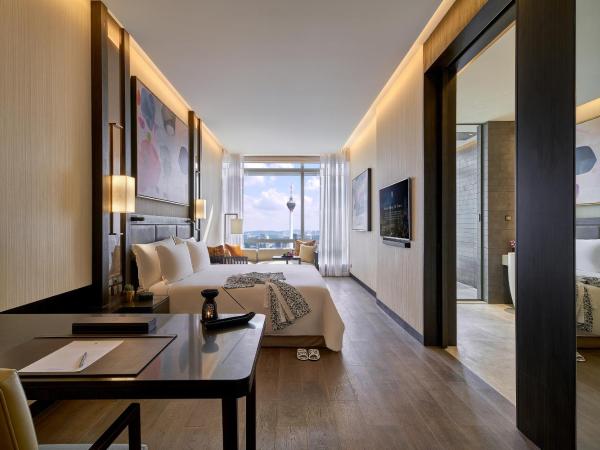 Banyan Tree Kuala Lumpur : photo 1 de la chambre hébergement lit king-size signature sky retreat