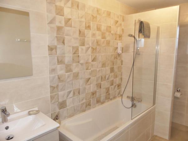 Les Ambaciales : photo 2 de la chambre suite familiale