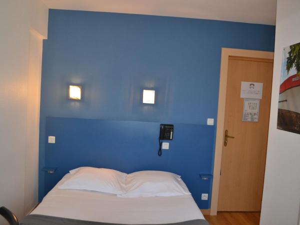 Hôtel La Porte Saint Pierre-Logis Hôtel Intra Muros : photo 4 de la chambre chambre simple avec douche 