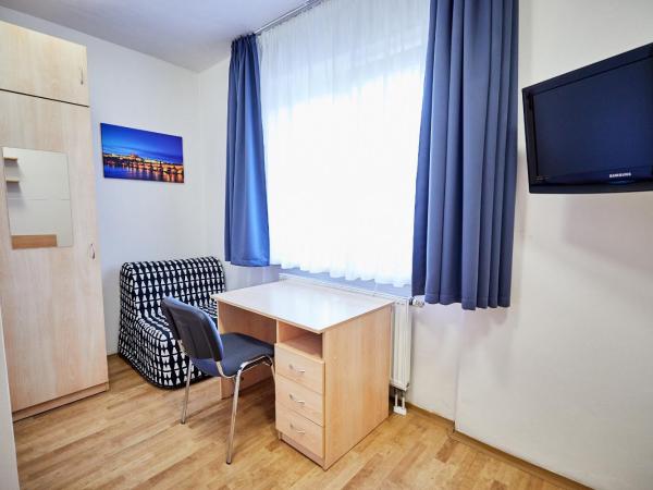 University Hotel : photo 2 de la chambre chambre simple standard