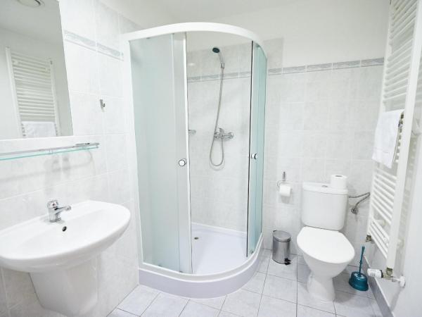 University Hotel : photo 2 de la chambre chambre lits jumeaux