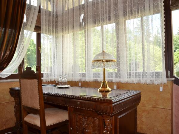 Rubezahl-Marienbad Luxury Historical Castle Hotel & Golf-Castle Hotel Collection : photo 1 de la chambre suite royale