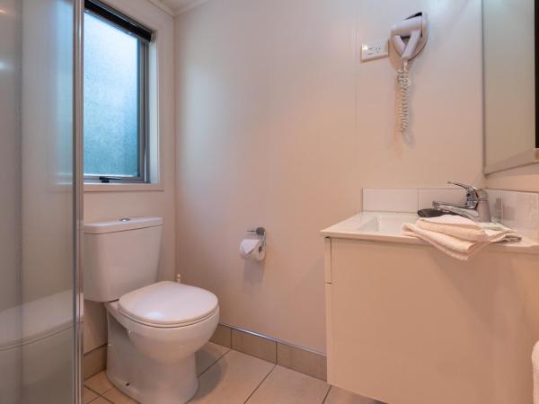 Blue Lake TOP 10 Holiday Park : photo 6 de la chambre lake view cabin with kitchenette