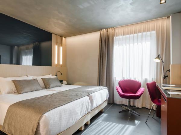 Hotel Metropolis : photo 5 de la chambre 2 chambres doubles communicantes