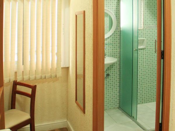 Hotel Estação Paraíso - ao lado do Metrô Paraíso e 600m da Av Paulista : photo 8 de la chambre chambre simple