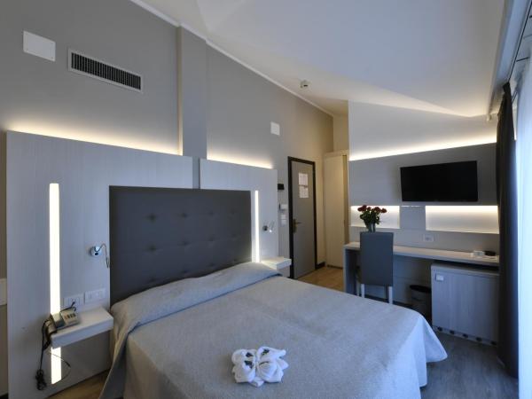 Hotel Europa : photo 8 de la chambre comfort double or twin room with beach package