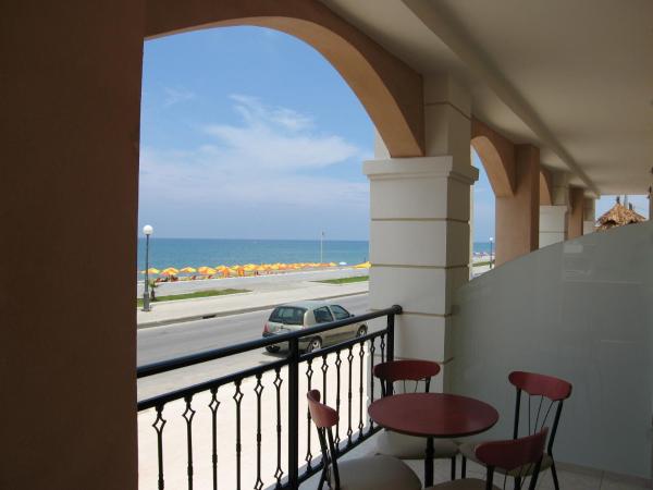 Blue Sky Hotel Apartments : photo 10 de la chambre appartement 1 chambre