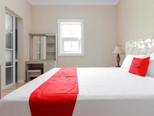 RedDoorz Plus @ Kwitang 2 : photo 5 de la chambre chambre double