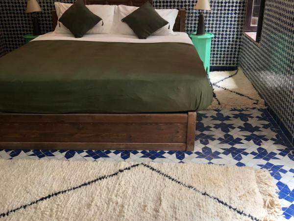 Riad Tizwa Fes : photo 1 de la chambre chambre double deluxe