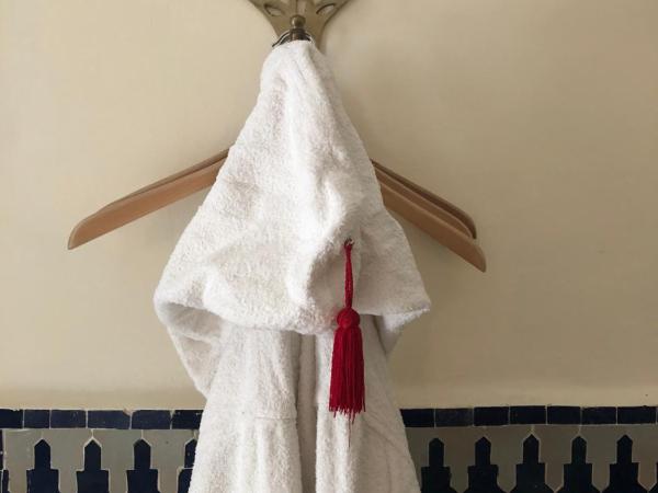 Riad Tizwa Fes : photo 5 de la chambre chambre double deluxe