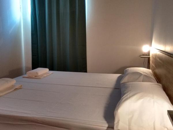 The Market Hostel : photo 6 de la chambre chambre lits jumeaux standard avec salle de bains commune