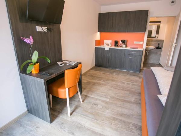 Apartments A7 : photo 6 de la chambre chambre simple avec salle de bains 
