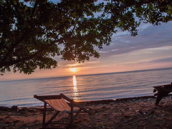 Ban_na : photo 6 de la chambre chambre lit queen-size - vue sur mer