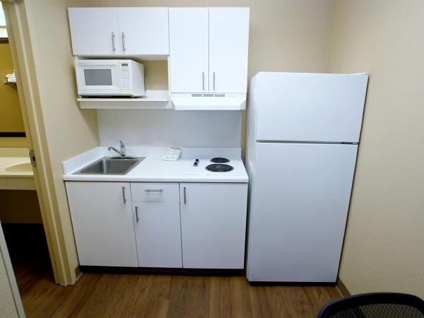 Extended Stay America Suites - Columbia - West - Interstate 126 : photo 5 de la chambre studio avec 2 lits doubles - non-fumeurs