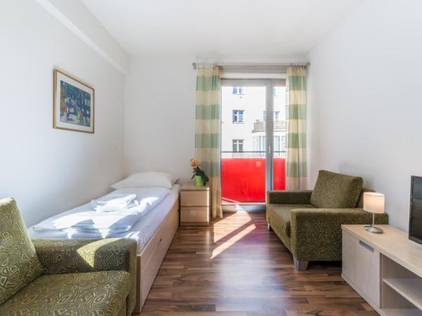 Penzion Palouček : photo 2 de la chambre suite avec balcon