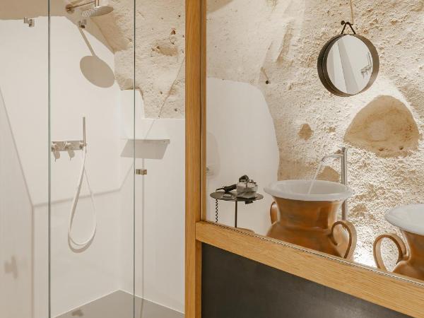 Ai Maestri Rooms&Cafè : photo 9 de la chambre chambre double deluxe avec douche