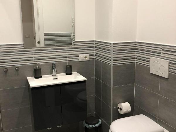 Four Rooms : photo 4 de la chambre chambre double Économique