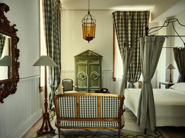 Hotel Peter and Paul, an Ash Hotel : photo 2 de la chambre hébergement classique school house