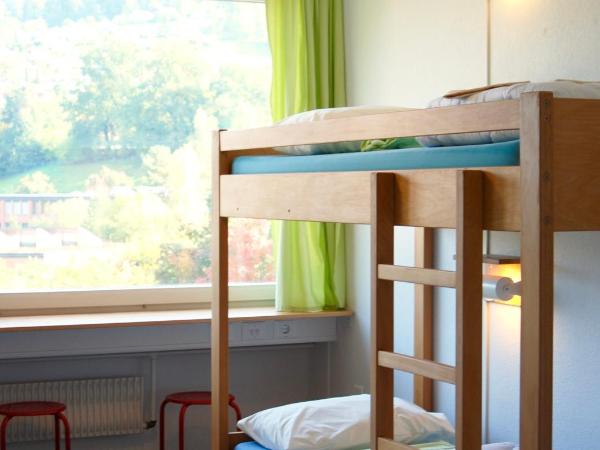 Hostel 77 Bern : photo 1 de la chambre lit dans dortoir pour femmes de 4 lits