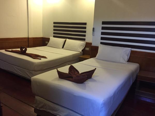 Coco's Guest House : photo 8 de la chambre chambre triple standard