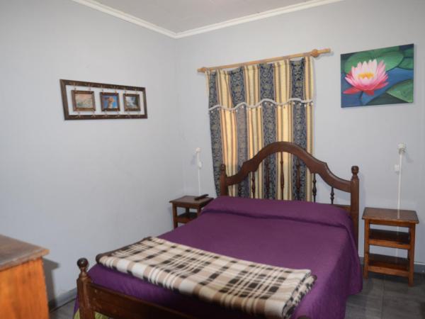 Hostal Namaste : photo 4 de la chambre chambre double avec salle de bains privative