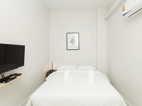 Metro hotel : photo 2 de la chambre chambre lit queen-size supérieure sans fenêtre