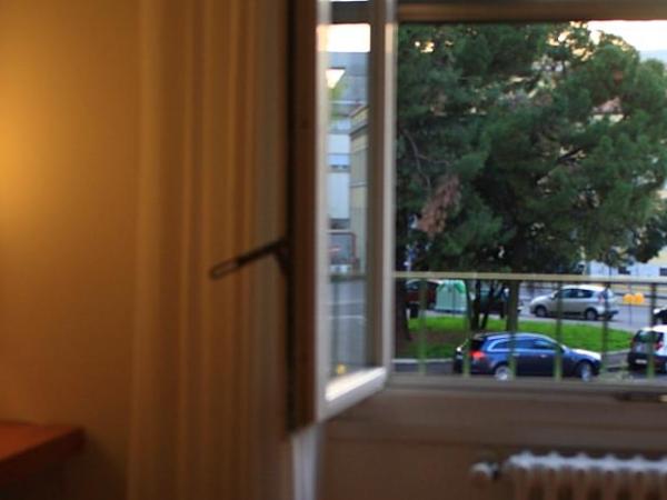 ARCOBALENO AFFITTACAMERE : photo 3 de la chambre grande chambre double ou lits jumeaux