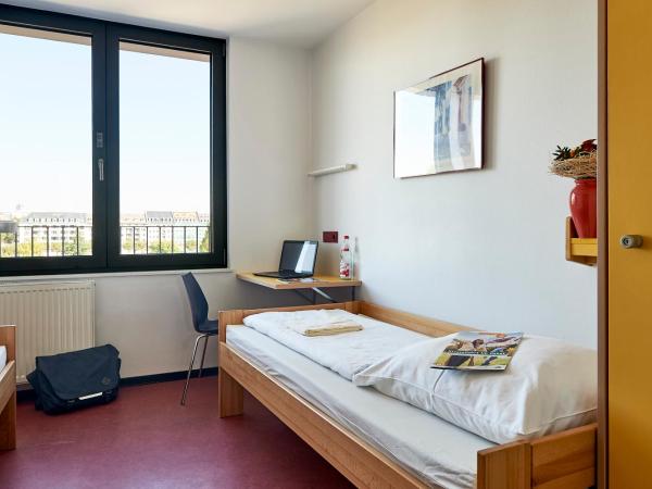 Jugendherberge Frankfurt - Haus der Jugend : photo 1 de la chambre chambre double