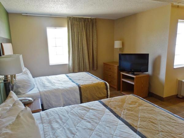 Extended Stay America Suites - Louisville - Alliant Avenue : photo 2 de la chambre studio de luxe avec 2 lits doubles - non-fumeurs