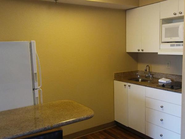 Extended Stay America Suites - Houston - Med Ctr - NRG Park - Braeswood Blvd : photo 4 de la chambre deluxe double studio - disabilty access/non-smoking