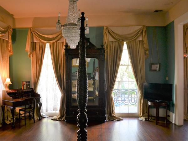 Edgar Degas House Historic Home and Museum : photo 5 de la chambre suite lit king-size - 5634910