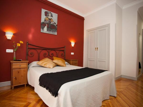 Hostal Aresol : photo 3 de la chambre chambre double supérieure