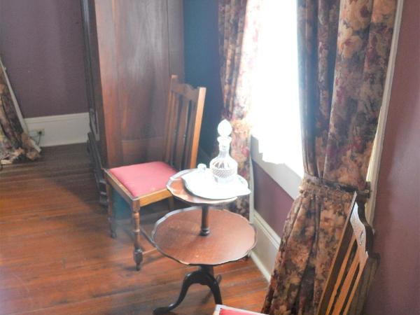 Edgar Degas House Historic Home and Museum : photo 6 de la chambre chambre lit queen-size de luxe - 5634908