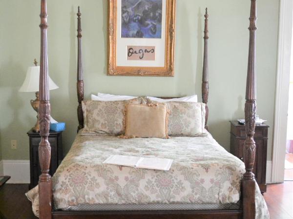 Edgar Degas House Historic Home and Museum : photo 2 de la chambre chambre lit queen-size de luxe - 5634909