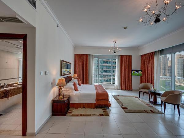 Marina Hotel Apartments : photo 7 de la chambre appartement 3 chambres en duplex