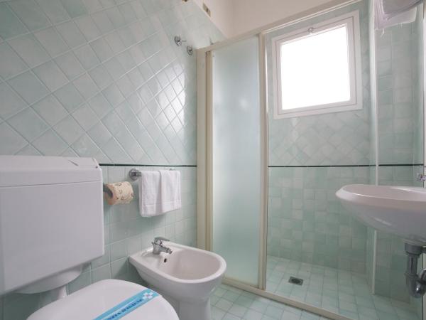 Park Hotel Serena : photo 3 de la chambre chambre double avec balcon