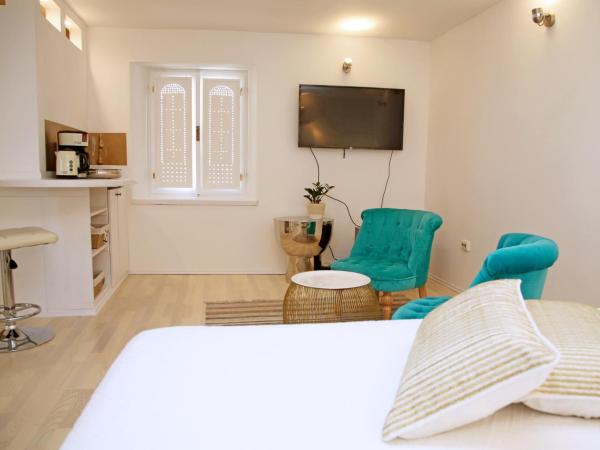 Swan City Apartment & Room : photo 10 de la chambre chambre deluxe