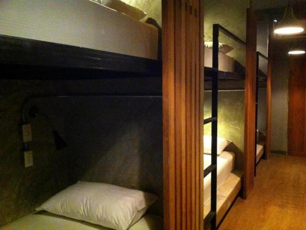 In a Box Hostel : photo 2 de la chambre lit simple dans dortoir pour femmes de 8 lits